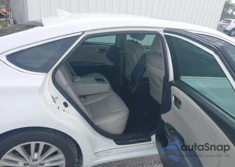 2013 Toyota Avalon Hybrid Limited z USA, uszkodzony, nr VIN 4T1BD1EB5DU013415